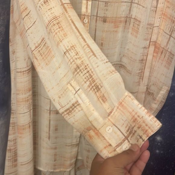 Lisa Rinna long sleeved sheer button down duster/tunic Super super cute! Sz 1X - Picture 4 of 6